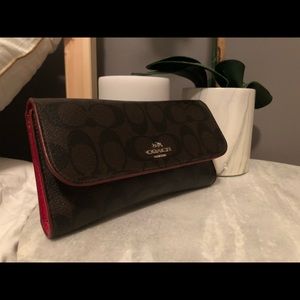 • Coach Wallet •